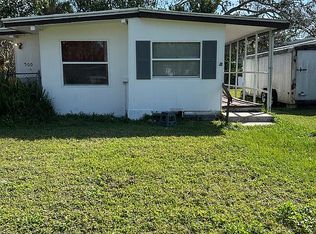 500 Shadylawn Ave, Nokomis, FL 34275