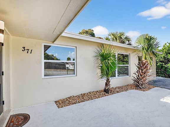 4th image of 371 W 34th Street