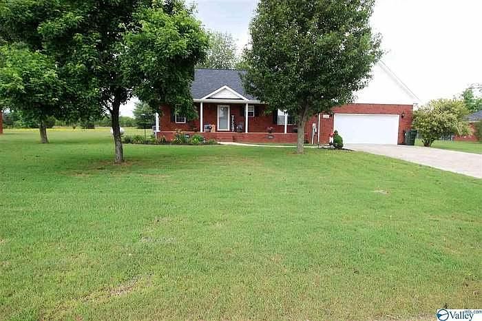1st image of 108 Blue Water Dr