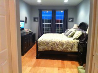 1709 Saratoga Ln, Fishkill, NY 12524