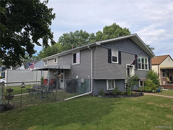 2nd image of 38 Colonial Dr