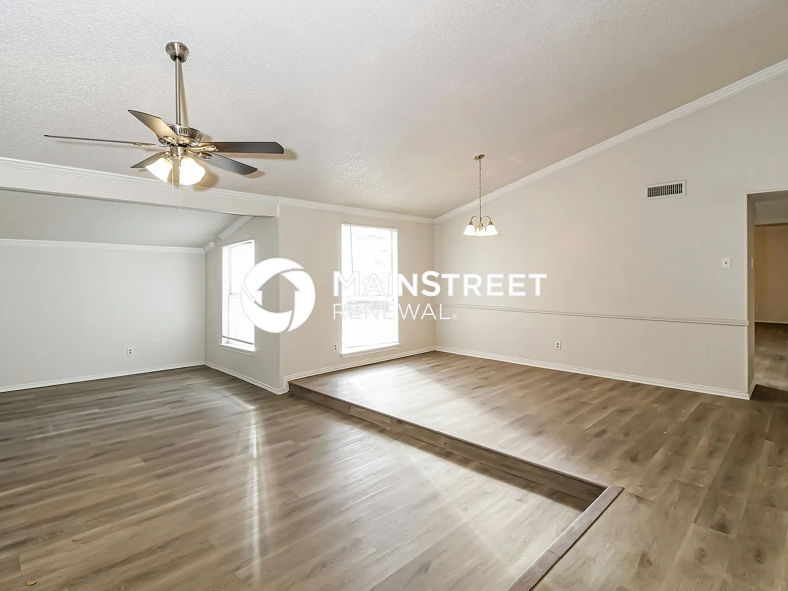 1514 Carnation Drive — Photo 3