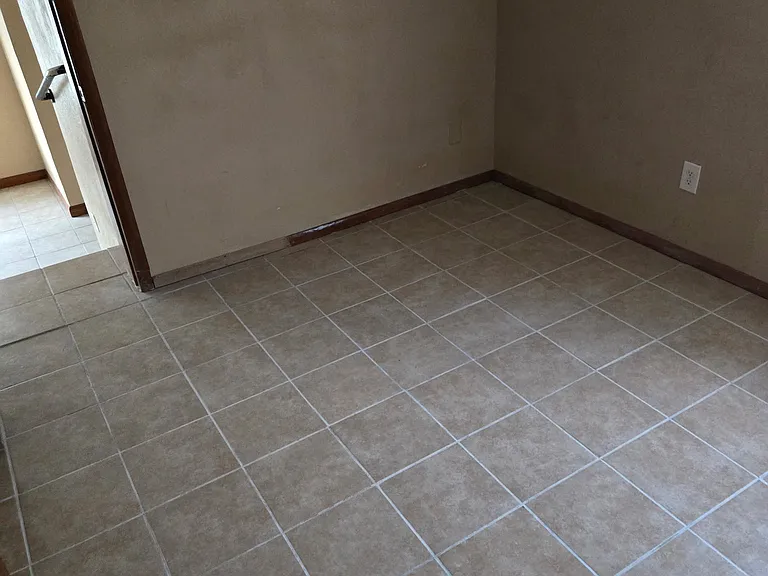 1606 SW Tennessee Ave — Photo 12