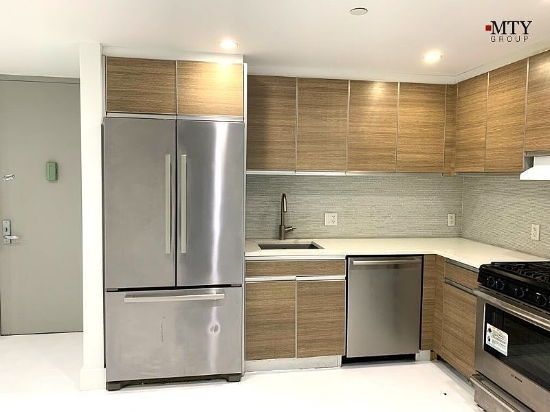1st image of 47-05 5th St #101/201
