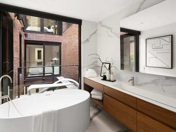 619 East 6th Street image 9 of 18