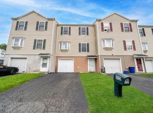 302 Seven Oaks Way, Orange, NJ 07050