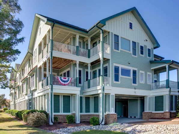 102 Dartmoor Ave APT E, Manteo, NC 27954