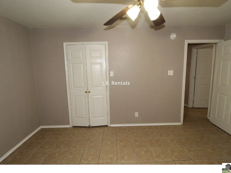 304 Jeff Gordon Dr #A — Photo 19