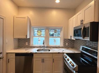 2316 N Garnet St, Philadelphia, PA 19132