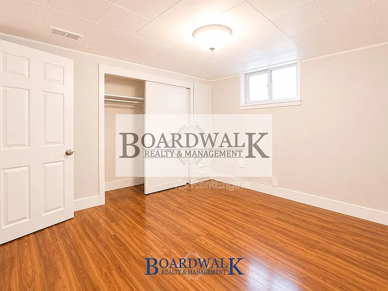 2725 S Lake St #2 — Photo 13