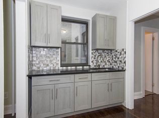 21-15 27th St #B3, Astoria, NY 11105
