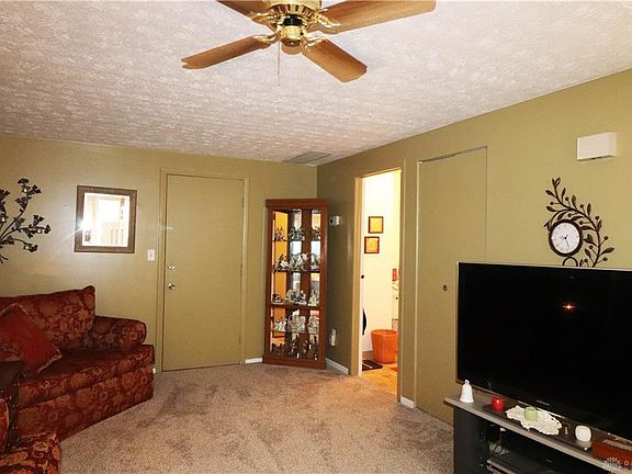 4th image of 1675 Mars Hill Dr