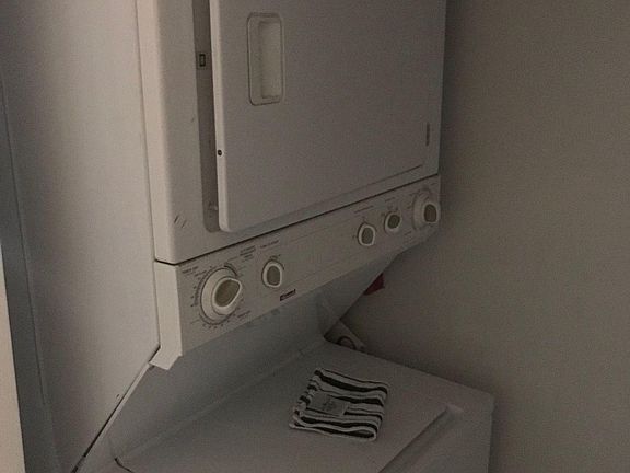 4th image of 333 Lehigh Ave APT 1