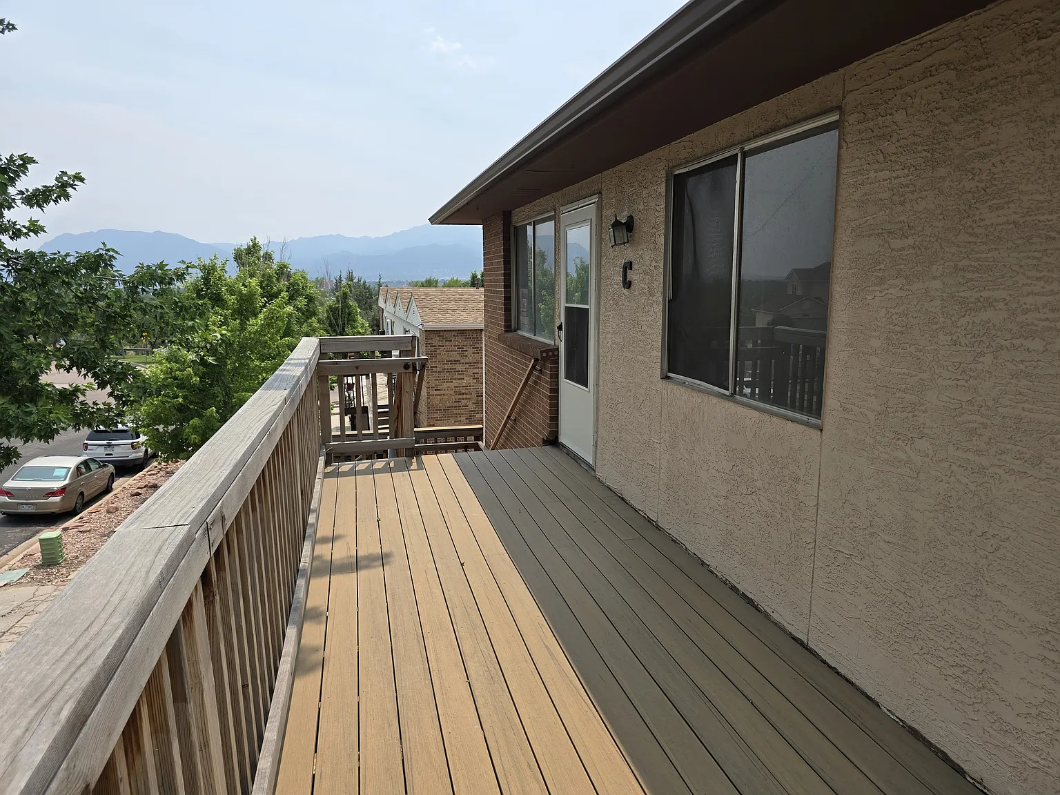 2 bed, 830 sqft, $1,400 — Photo 2
