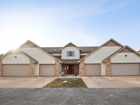 512 River Rd Unit 4, Columbus, WI 53925