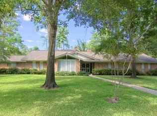 11926 Surrey Ln, Houston, TX 77024