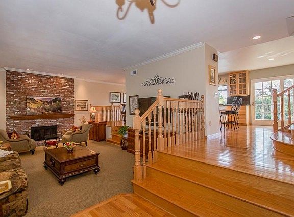 3rd image of 1655 Dunham Cir