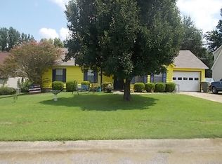 900 Travis Dr, Brighton, TN 38011