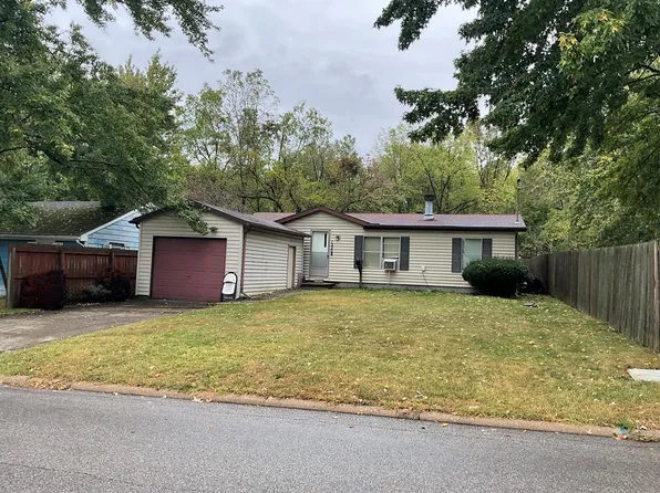 1220 E Warren St, Bucyrus, OH 44820