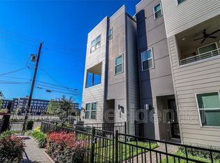 2745 Clinton Dr, Houston, TX 77020