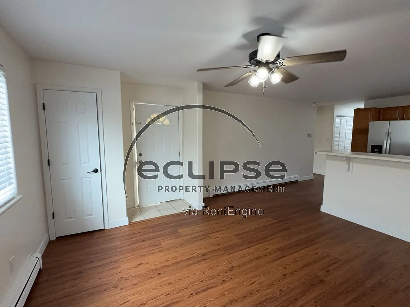 3 bed, 2.0 bath, 1090 sqft, $1,500 — Photo 3