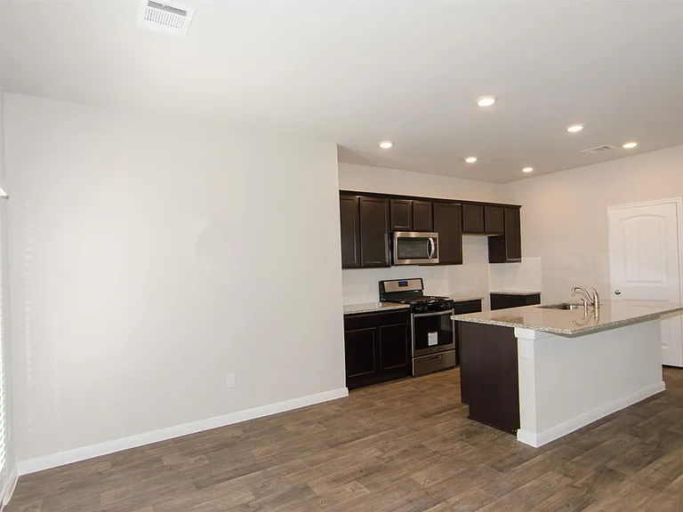 256 Cherry Laurel Ln — Photo 10