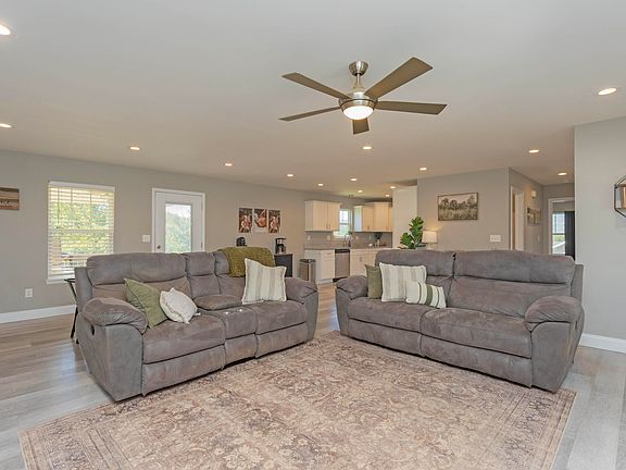 2nd image of 172 Mockingbird Ln