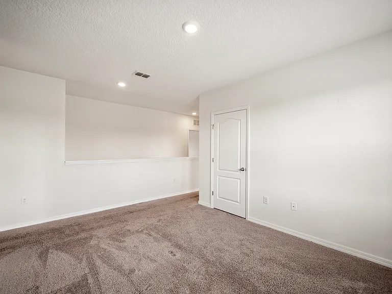 2062 Blue Highlands Dr — Photo 33