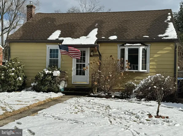 8 Pancoast Blvd, Delran, NJ 08075