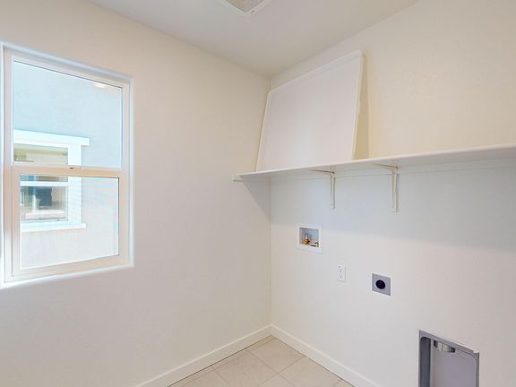 Riverblossom 474 Interior