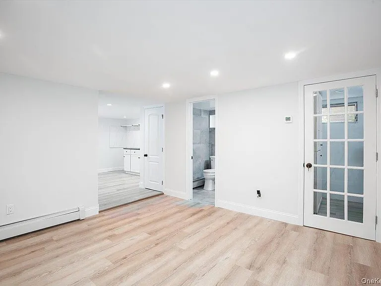 310 Columbus Pkwy — Photo 19