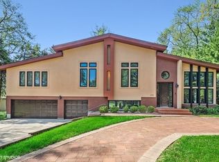 603 67th Pl, Willowbrook, IL 60527