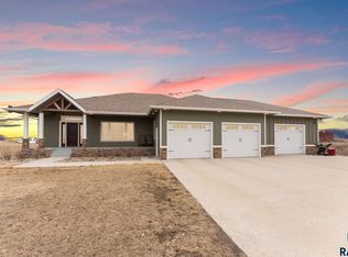 47877 257th St, Sioux Falls, SD 57104