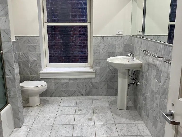 1615 Walnut St #3 — Photo 13