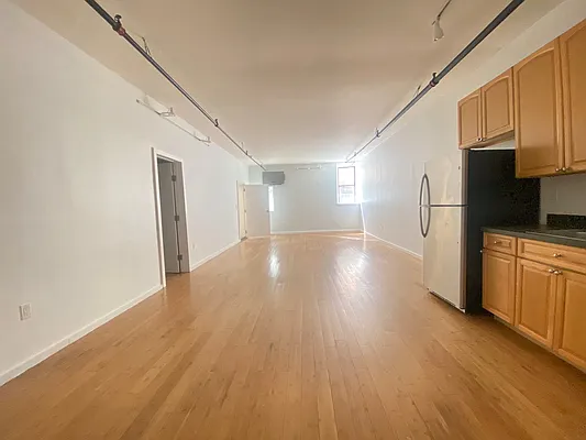 Rented by Dream Space Realty | media 11