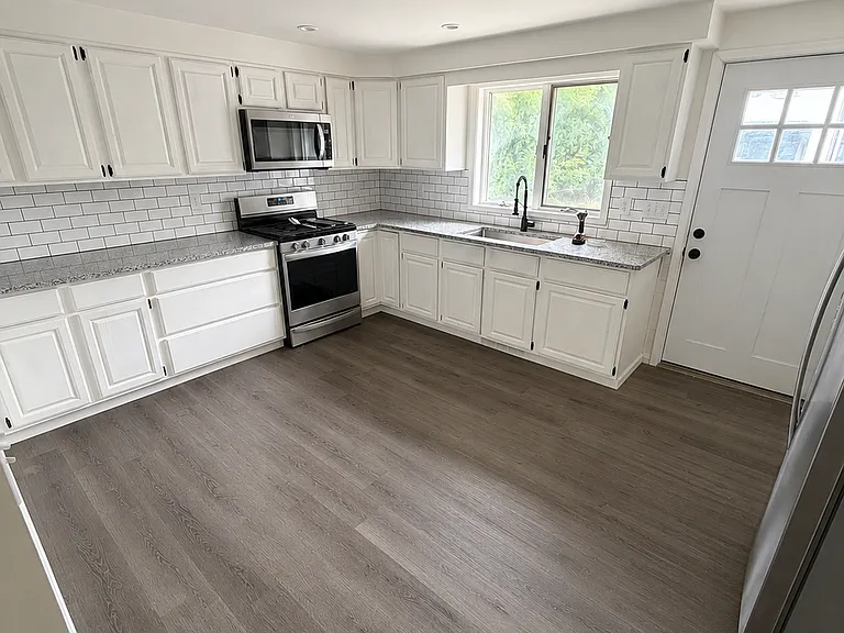 7275 Minoa Bridgeport Rd — Photo 10