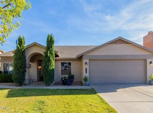 3917 W Misty Willow Ln, Glendale, AZ 85310