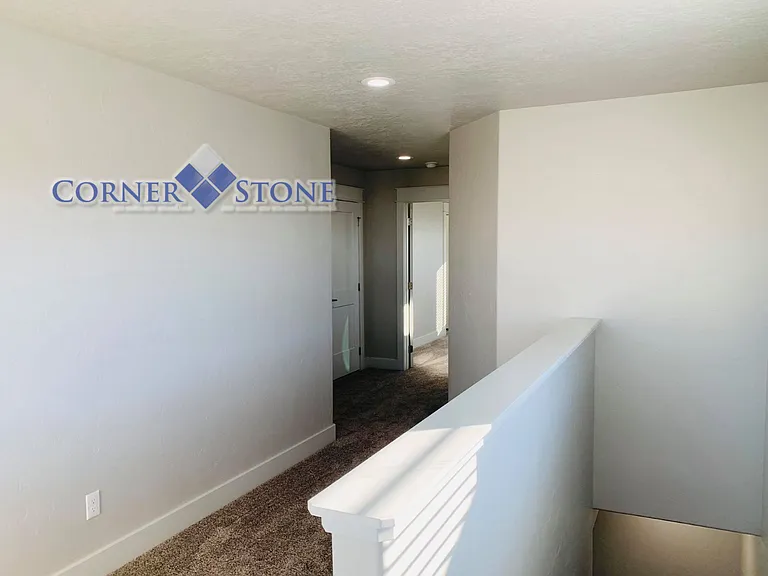 9609 W Dewitt St — Photo 10