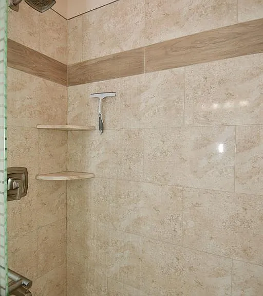 15208 Radiance Dr — Photo 49