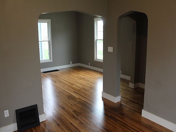 4th image of 555 Edwards Ave