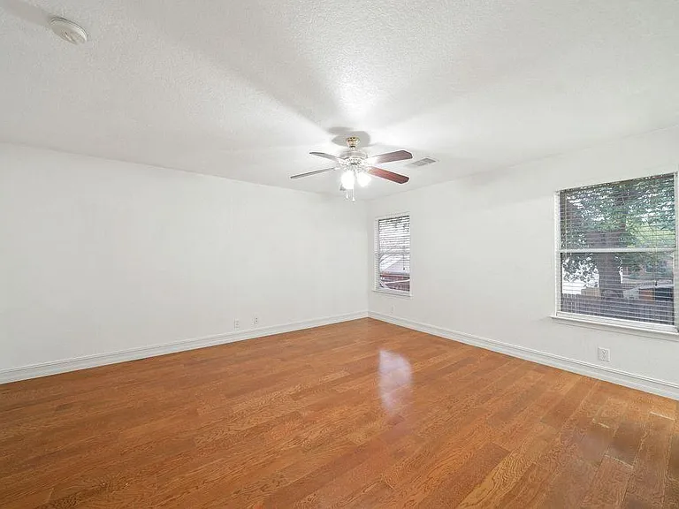 10215 Tiger Bay — Photo 20
