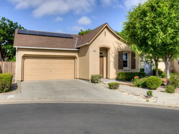 5691 N Crabapple Dr, Fresno, CA 93711