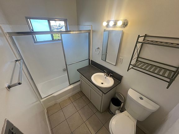 4th image of 1530 Pacific Ave APT 2D