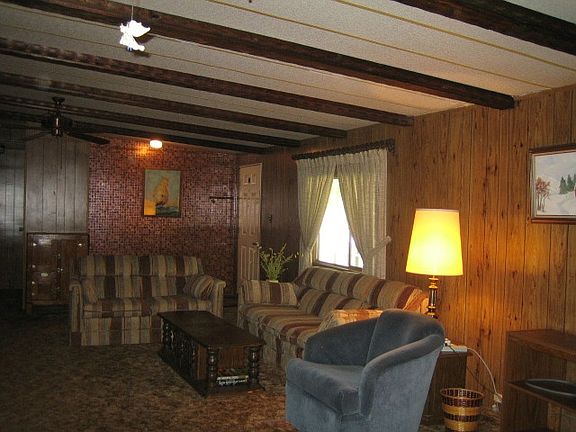 4th image of 214 Buckboard Dr