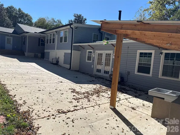 214 E Springs St, Lancaster, SC 29720