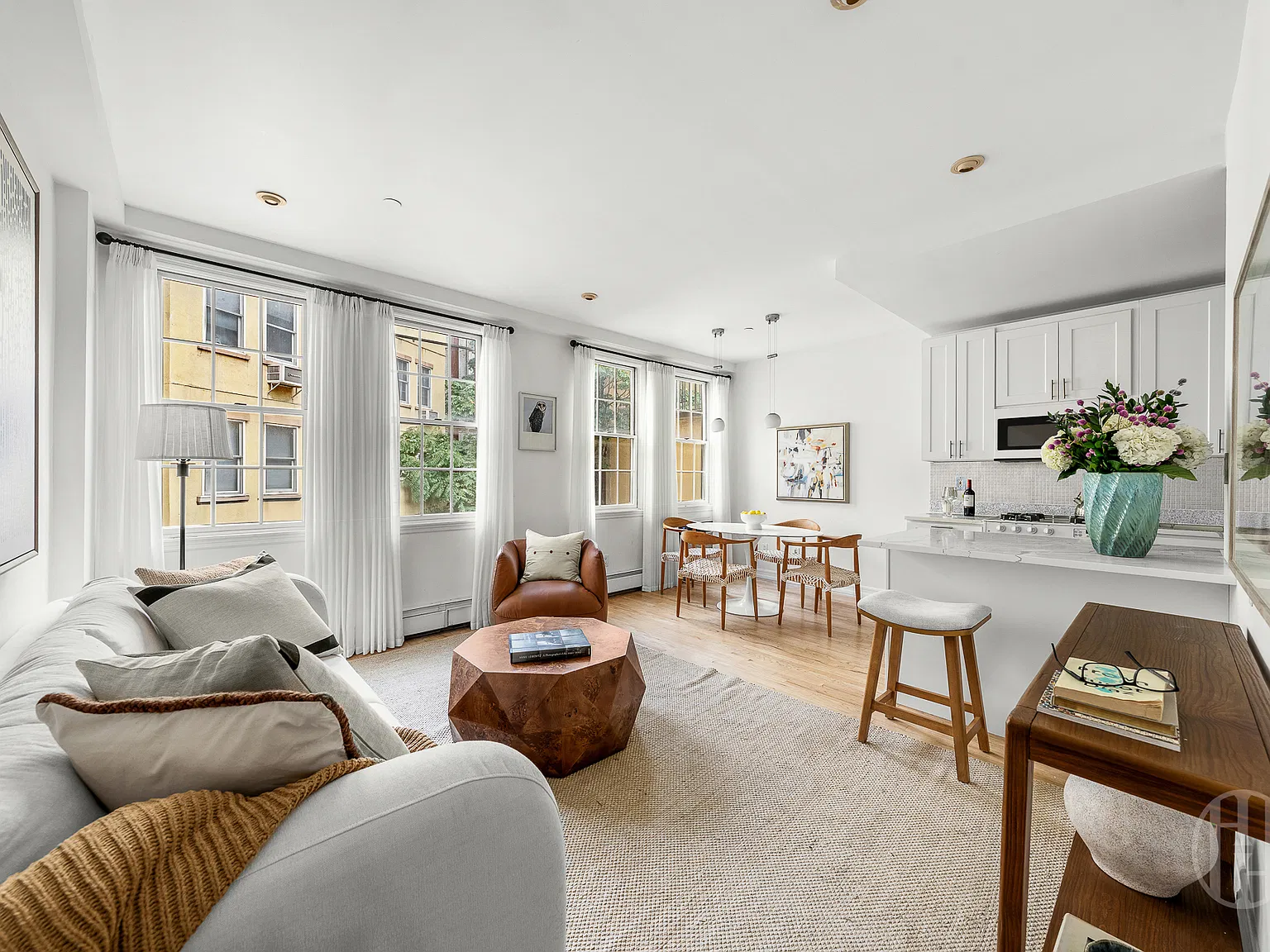 407 East 12th Street — Photo 1