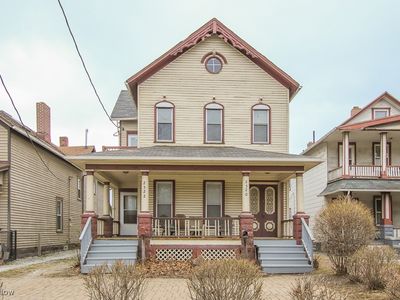 2520 W 14th St, Cleveland, OH, 44113