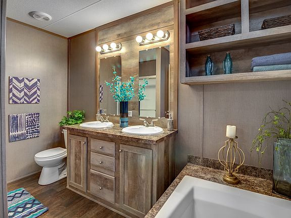 4th image of 2600 Industrial Dr W #8985