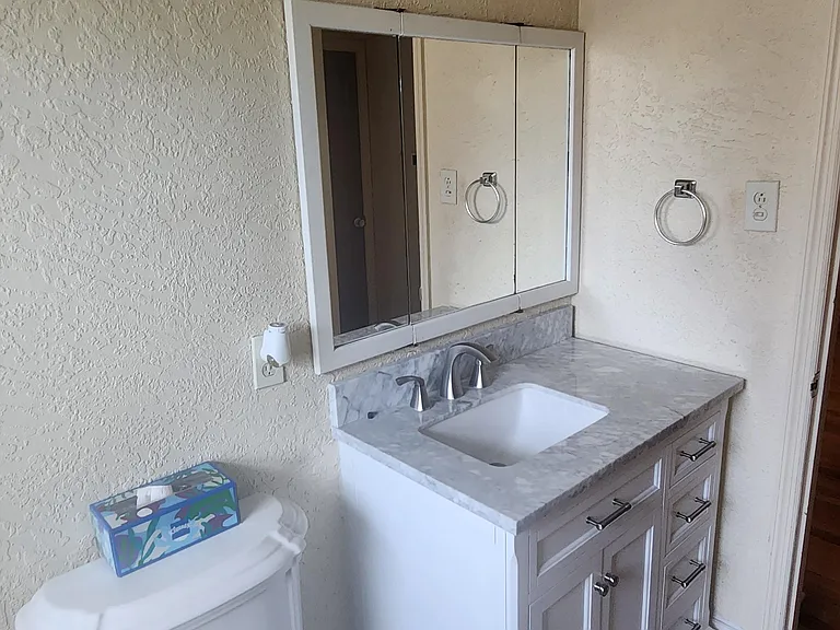840 49th Ave N #GARAGE — Photo 7