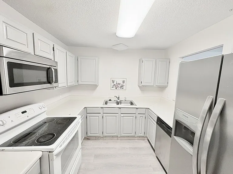 103 Northlake Dr — Photo 6